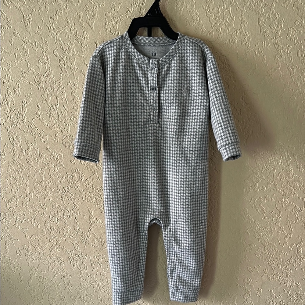 GAP Gray Houndstooth Baby Romper